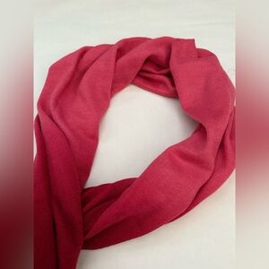 Elegant Pink Scarf Wool